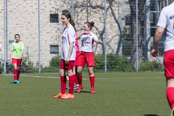 Bild 173 - wCJ Germania Schnelsen - Walddoerfer SV : Ergebnis: 0:6